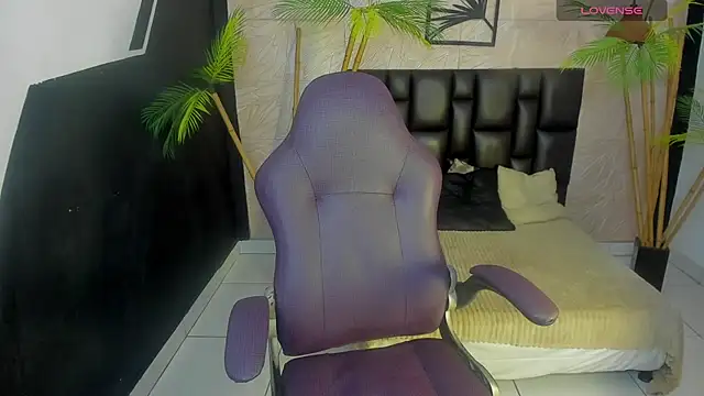 Epril Zoyert online show from March 2026 07:08:01 PM