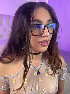 Ammy Glow online show from March 2026 03:52:01 PM