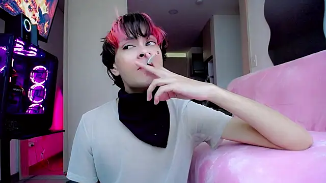 Snapshot of Darksweet_jack chatting on May 2026 03:20:01 PM Darksweet jack online show from May 2026 03:20:01 PM