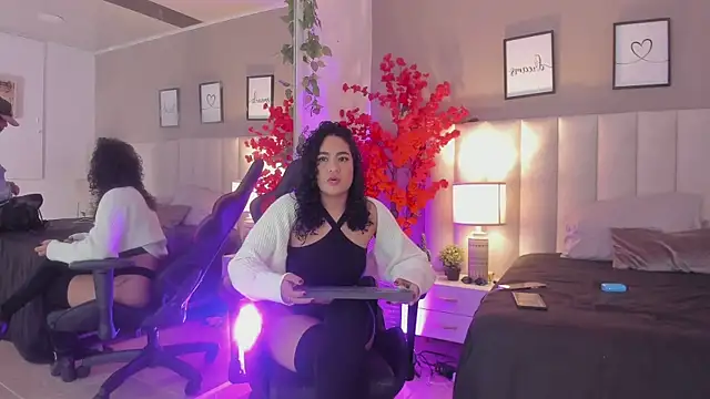 Kiara Kismet  online show from June 2026 12:48:02 AM