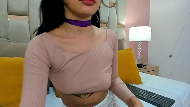 Snapshot of melina_voss chatting on March 2026 10:58:02 PM melina voss online show from March 2026 10:58:02 PM