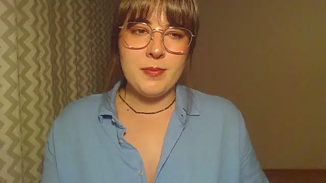 ClaraHard online show from June 2026 07:50:01 PM