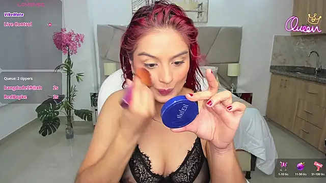 Raven-reyess online show from April 2026 09:38:02 PM