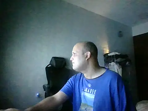 Snapshot of Heavy_RebellxX chatting on March 2026 07:08:02 AM Heavy RebellxX online show from March 2026 07:08:02 AM