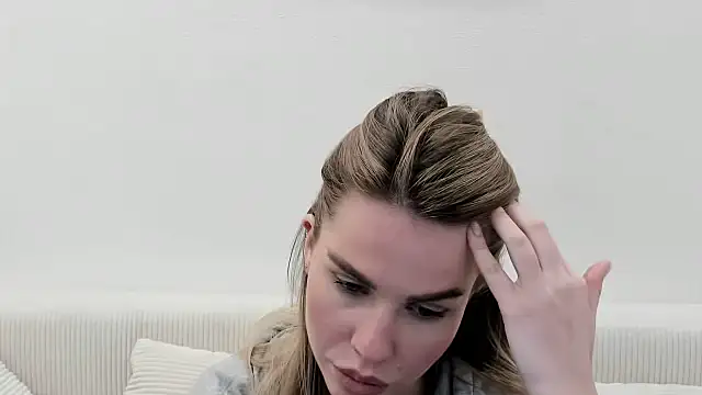 MollyCem online show from March 2026 06:25:02 PM