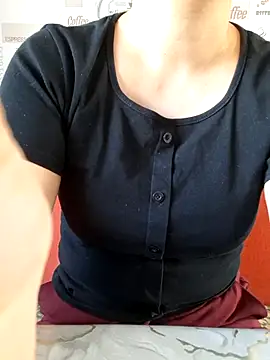 Emi hot1 online show from April 2026 05:10:02 AM