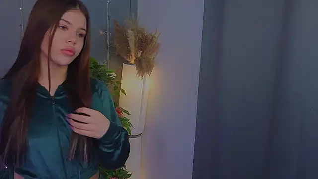 CatrinaLuk online show from April 2026 07:09:02 AM