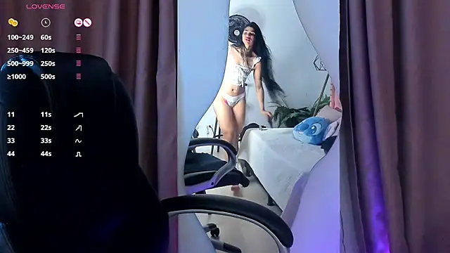 Snapshot of mia__star1 chatting on May 2026 01:37:01 PM mia star1 online show from May 2026 01:37:01 PM