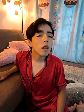 Lucca  555 online show from April 2026 03:09:01 PM