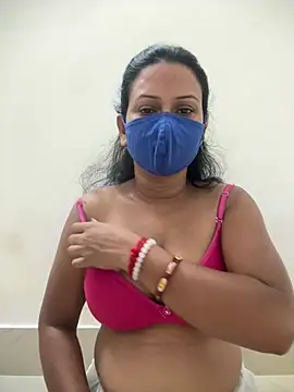 angelmoumita online show from April 2026 05:35:01 PM