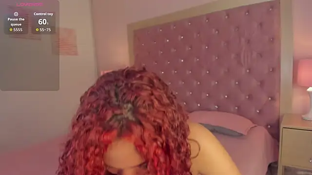 CoralineRed online show from June 2026 11:21:01 PM