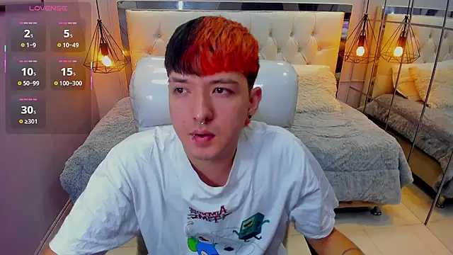 Santiago morgan online show from April 2026 10:34:02 PM