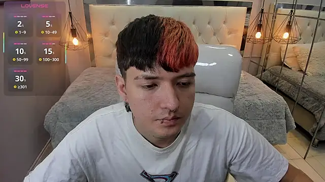 Santiago morgan online show from April 2026 10:45:01 PM