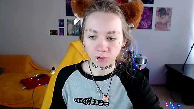 Snapshot of Nica_Kawaii chatting on April 2026 06:58:02 AM Nica Kawaii online show from April 2026 06:58:02 AM