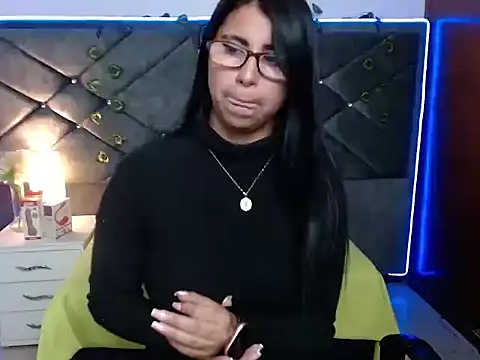 Alisha Gamskar13 online show from April 2026 12:54:01 PM