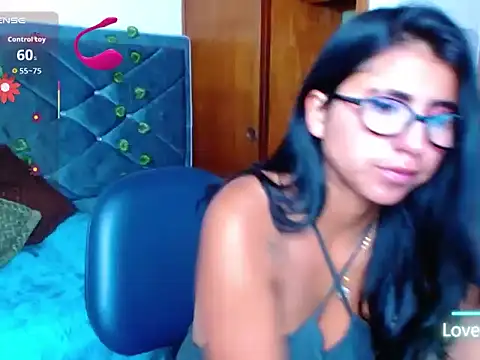 Alisha Gamskar13 online show from June 2026 01:37:01 PM