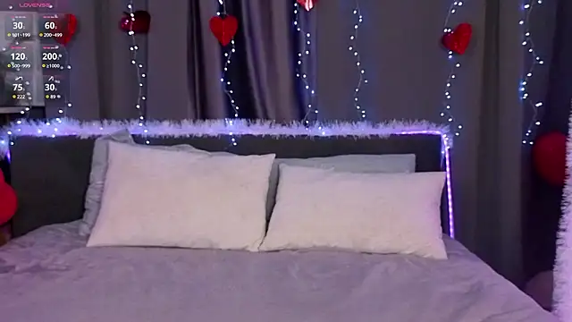 TwilaDona online show from March 2026 01:03:01 AM