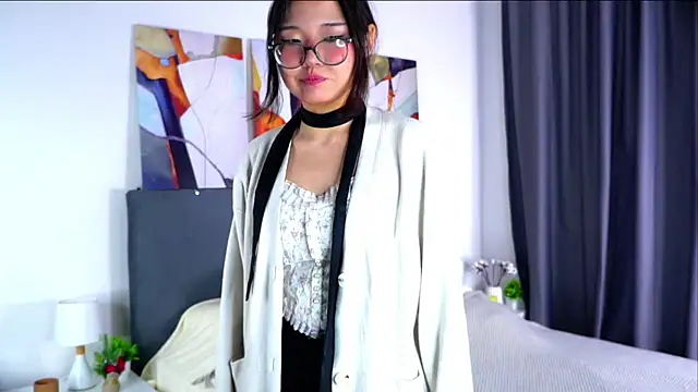 NelleMihalko online show from April 2026 11:51:02 AM