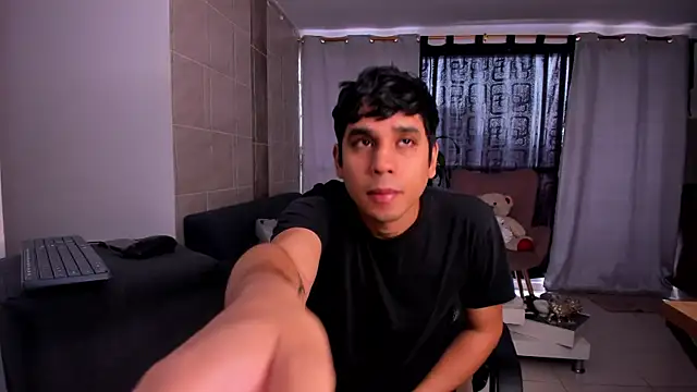 Snapshot of ghattoxtasis chatting on March 2026 02:01:01 PM ghattoxtasis online show from March 2026 02:01:01 PM