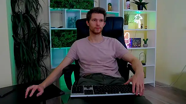 Snapshot of Eddie_Baker chatting on March 2026 11:00:01 PM Eddie Baker online show from March 2026 11:00:01 PM