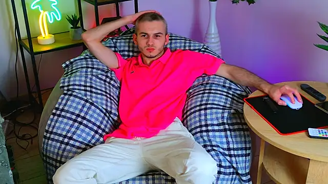 Snapshot of Magic_Storms chatting on March 2026 09:10:02 PM Magic Storms online show from March 2026 09:10:02 PM