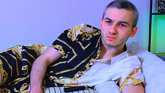 Snapshot of Magic_Storms chatting on March 2026 01:43:02 AM Magic Storms online show from March 2026 01:43:02 AM