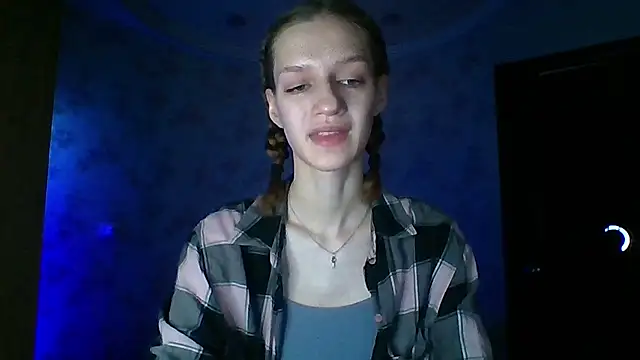 Chrissy Joyful online show from April 2026 04:39:02 AM