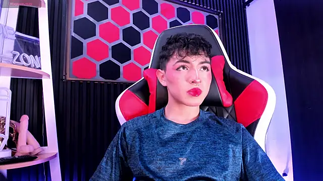 Cristopher Wild online show from May 2026 08:50:01 PM