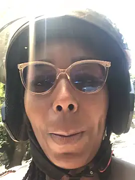 almaseductora online show from April 2026 04:49:01 PM