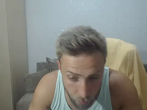 Snapshot of BlondEagleMuscle chatting on August 2026 07:24:02 PM BlondEagleMuscle online show from August 2026 07:24:02 PM