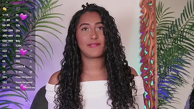 Snapshot of SoyJuliana_19 chatting on July 2026 01:35:02 PM SoyJuliana 19 online show from July 2026 01:35:02 PM
