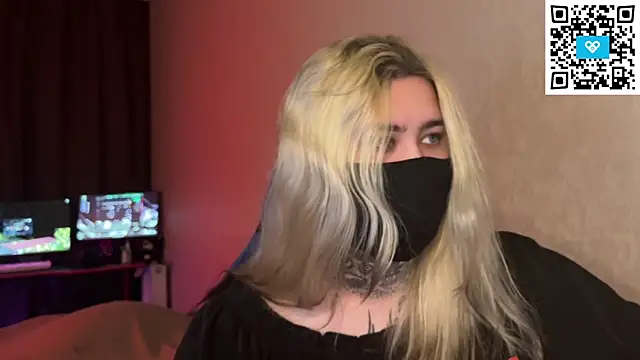 Xtoni  online show from March 2026 08:39:01 PM