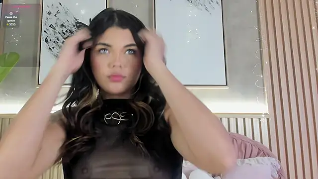 Mia Rosalie online show from April 2026 06:58:01 PM