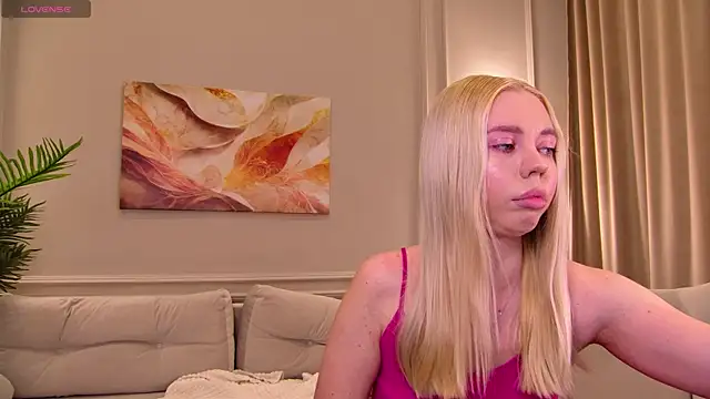 TessaAdorablee online show from April 2026 05:38:01 AM