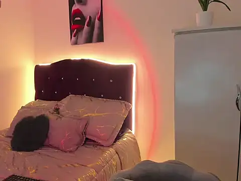 nathyjonees online show from April 2026 02:14:02 AM