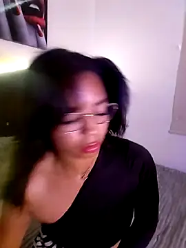 nathyjonees online show from July 2026 12:35:01 PM