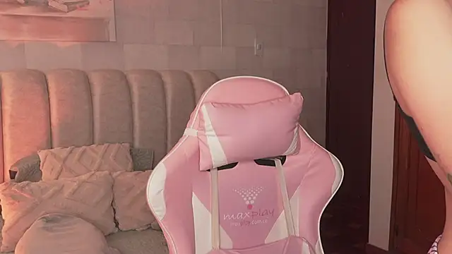 Alanna-Rosse online show from July 2026 11:03:02 AM