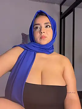 Snapshot of ThanaSaadii chatting on July 2026 06:53:02 AM ThanaSaadii online show from July 2026 06:53:02 AM
