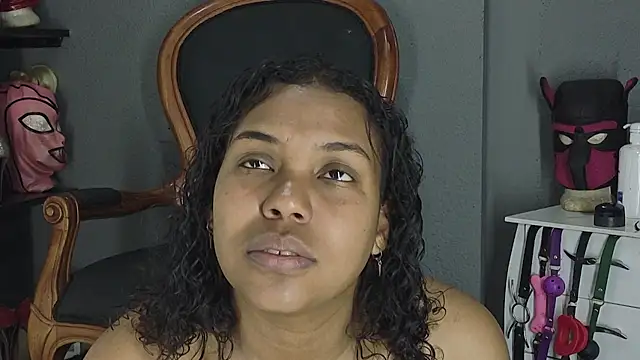 AntonelaVargas online show from July 2026 03:45:02 PM