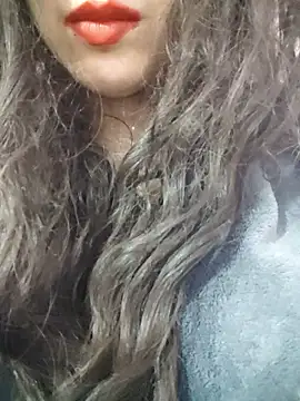 Kamilya89six online show from March 2026 07:28:01 PM