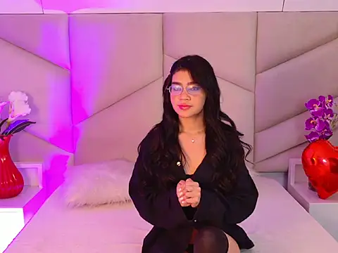 OliviaDiaz online show from March 2026 07:52:02 PM