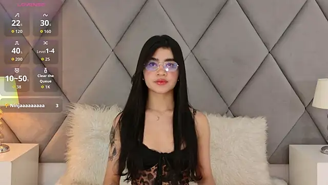 OliviaDiaz online show from April 2026 08:17:02 PM