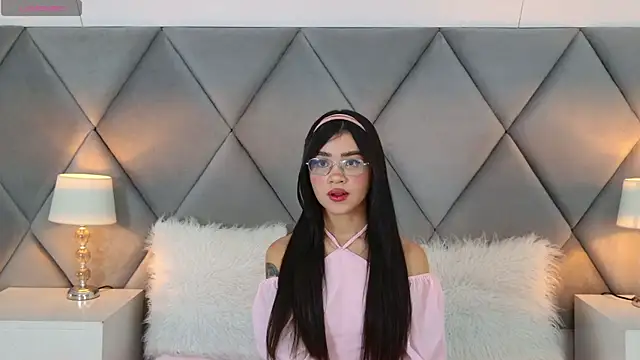OliviaDiaz online show from July 2026 08:22:02 PM