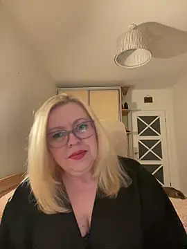 JanieLight53 online show from June 2026 08:52:02 PM