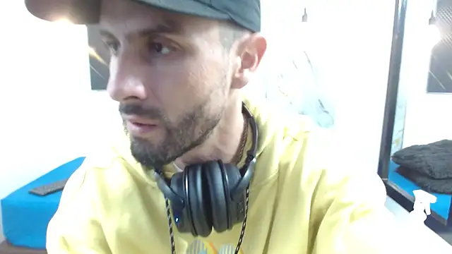 KingOfTemptation online show from April 2026 03:15:01 AM