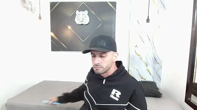 KingOfTemptation online show from April 2026 03:54:02 AM