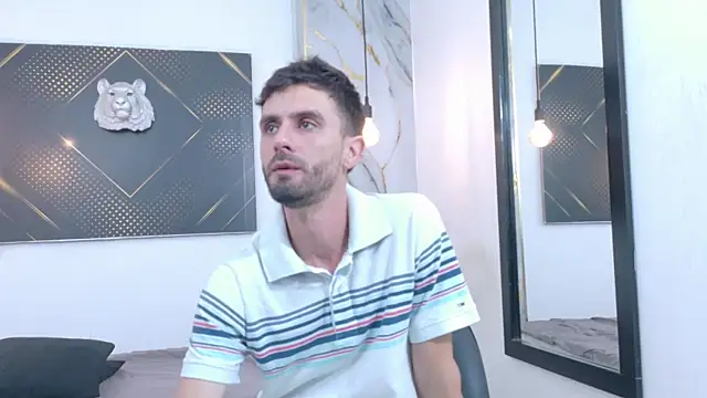 Snapshot of KingOfTemptation chatting on June 2026 03:51:01 AM KingOfTemptation online show from June 2026 03:51:01 AM