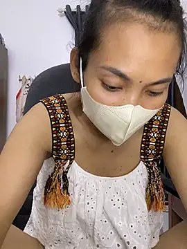 -Lilyn- online show from March 2026 12:54:02 PM