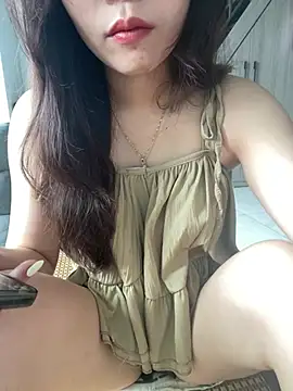 Snapshot of Lyn_baby chatting on July 2026 05:53:02 AM Lyn baby online show from July 2026 05:53:02 AM