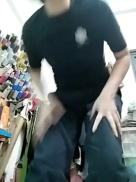 Snapshot of Miinn99 chatting on March 2026 09:47:02 AM Miinn99 online show from March 2026 09:47:02 AM